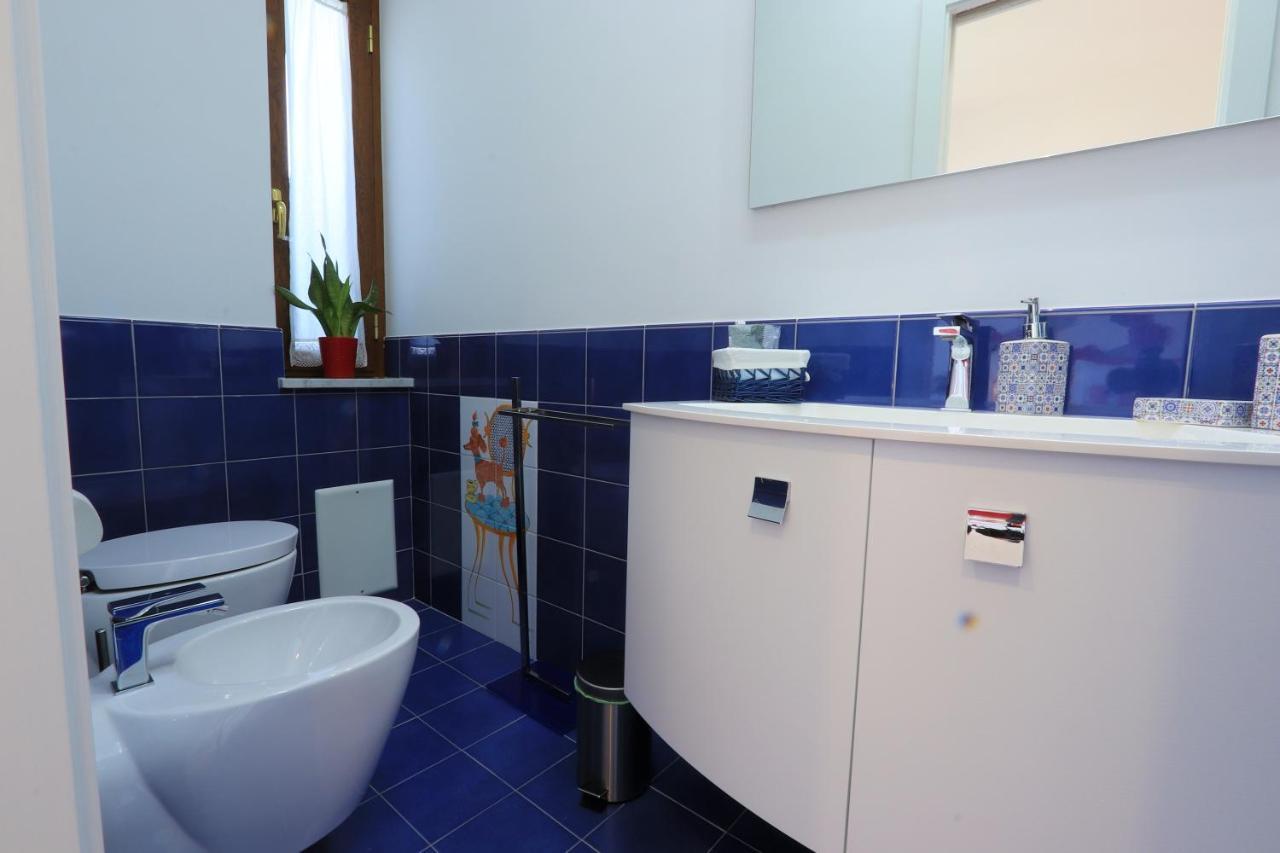 Bed and Breakfast Casa Nina Deluxe Salerno Exterior foto